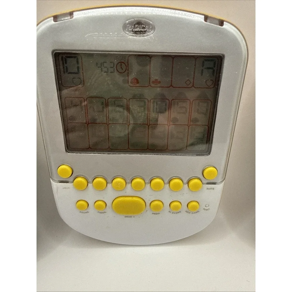 Radica Big Screen Solitaire Electronic Handheld Game Yellow White 2008 READ